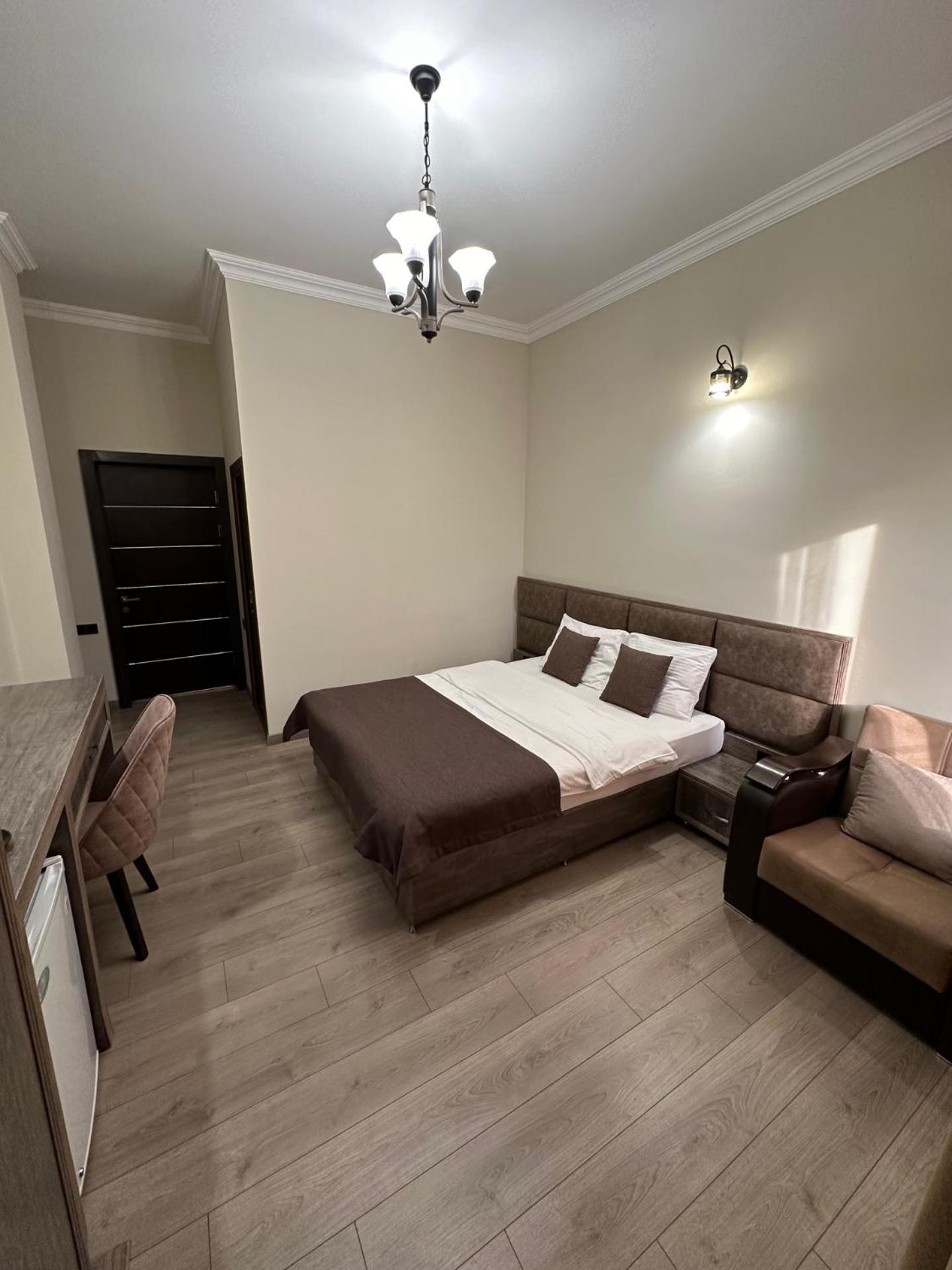 Capital Hotel Jerevan Eksteriør billede