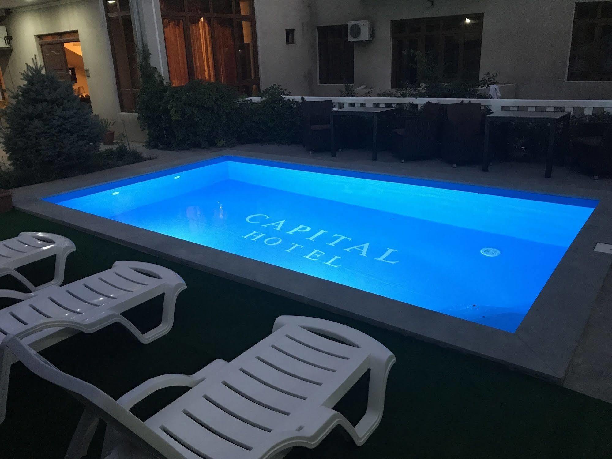 Capital Hotel Jerevan Eksteriør billede